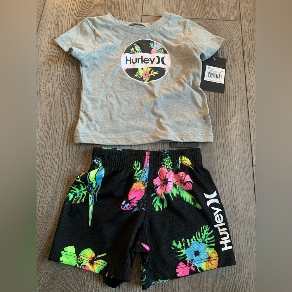 Hurley boys 2 pc set perfect to take on summer vacation